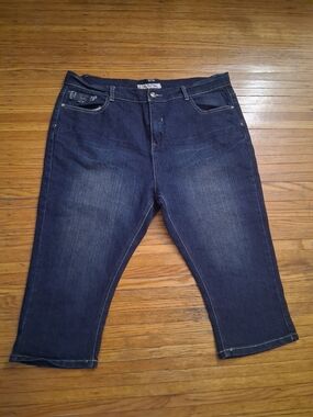 Caren Sport Dark Blue Cropped Women's Jeans